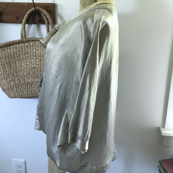 Anthro cardigan w/bow tie - Picture 2 of 8